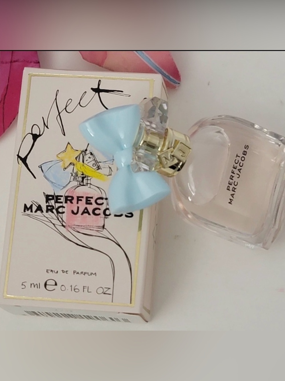 Marc Jacobs Perfect - Picture 2 of 5